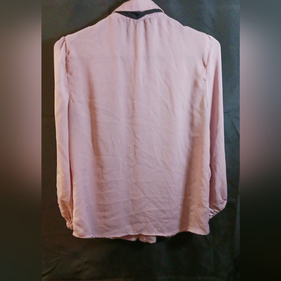 Crescent & Willough Mauve Ruffle Blouse Sz Med - Picture 5 of 8